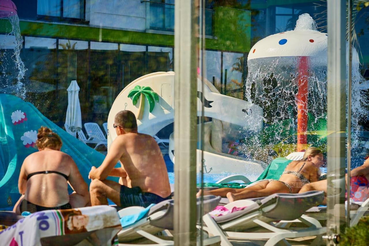 Sea Love Apt Spa N Pools Beach Resort Năvodari Zewnętrze zdjęcie