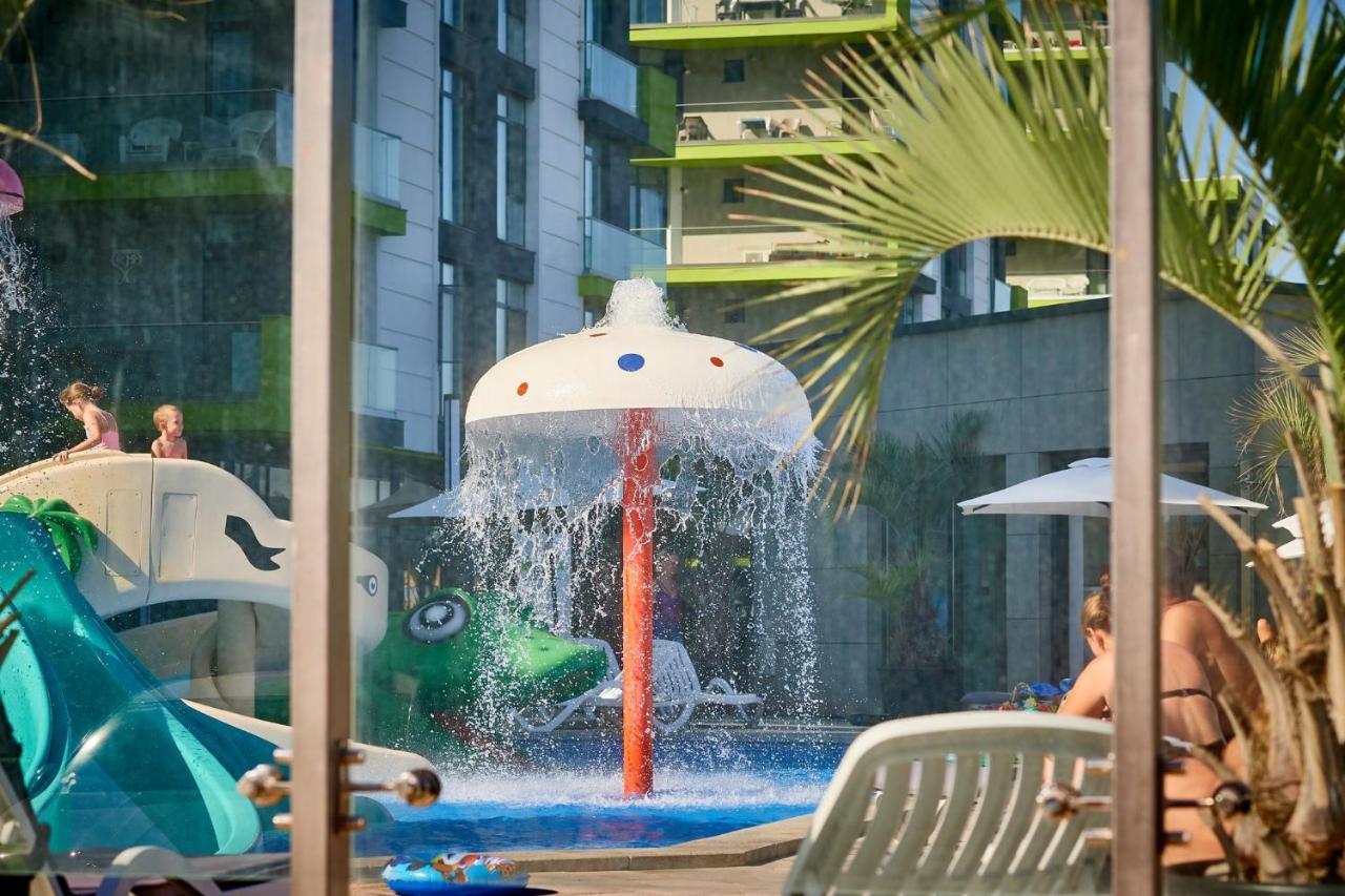 Sea Love Apt Spa N Pools Beach Resort Năvodari Zewnętrze zdjęcie